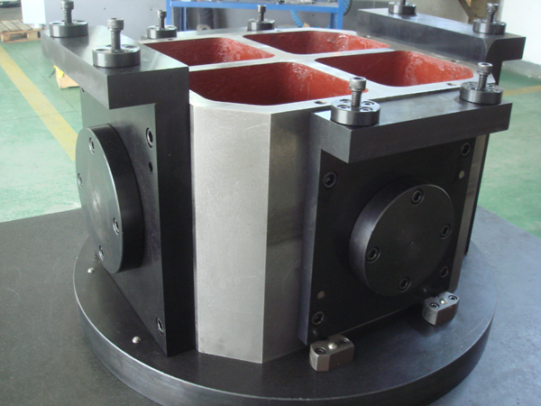 流體設(shè)備工裝